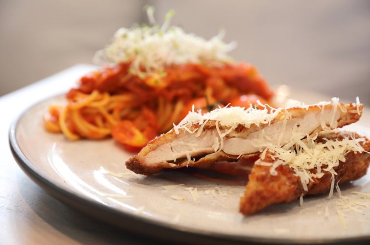 Cotoletta alla Bolognese