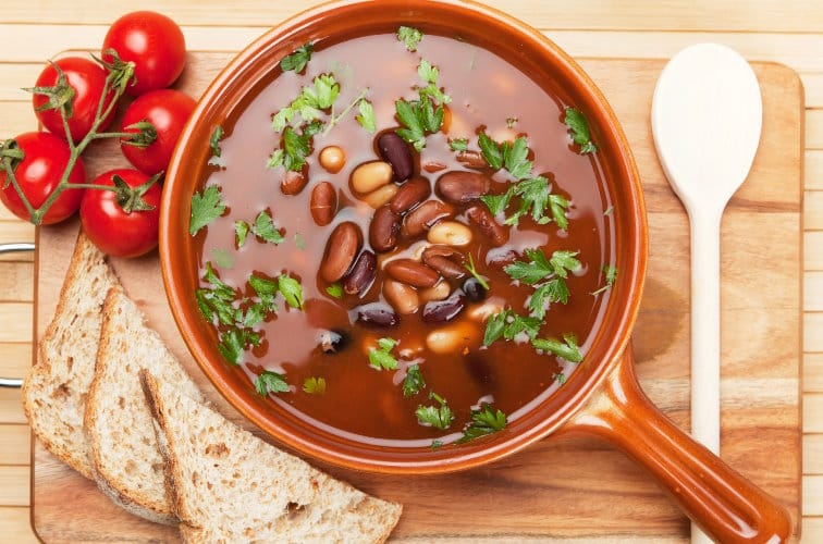 Italienische-Bohnensuppe-Zuppa-di-Fagioli