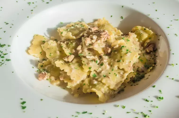 Ravioli ai Noci