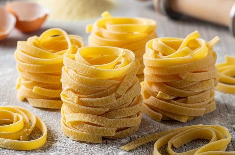 Tagliatelle Rezept – Bandnudeln selber machen Originalrezept