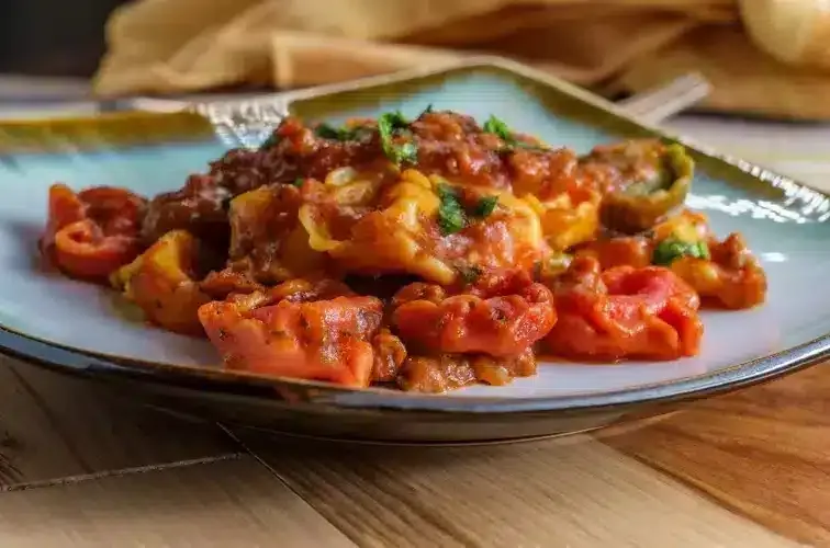 Tortellini Bolognesi Titelbild